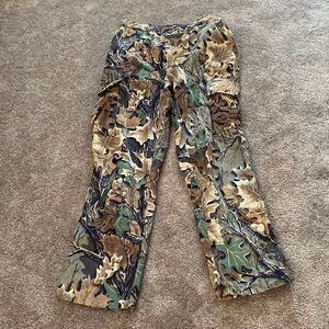 Spartan Outdoors Camouflage Hunting Pants SIZE L Camo Cargo Outdoor
